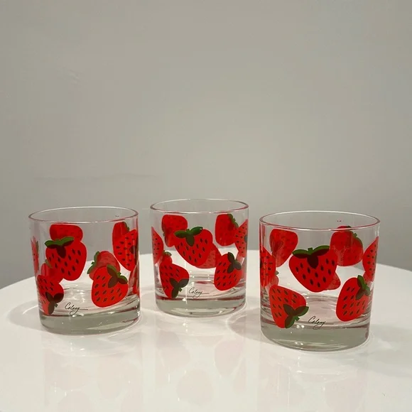 Colony Glass Strawberry-Patterned Tumblers - Picture 8 of 10